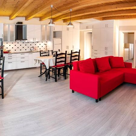 Appartamento Incantevole Con Parcheggio Privato Casteldidone Exterior foto