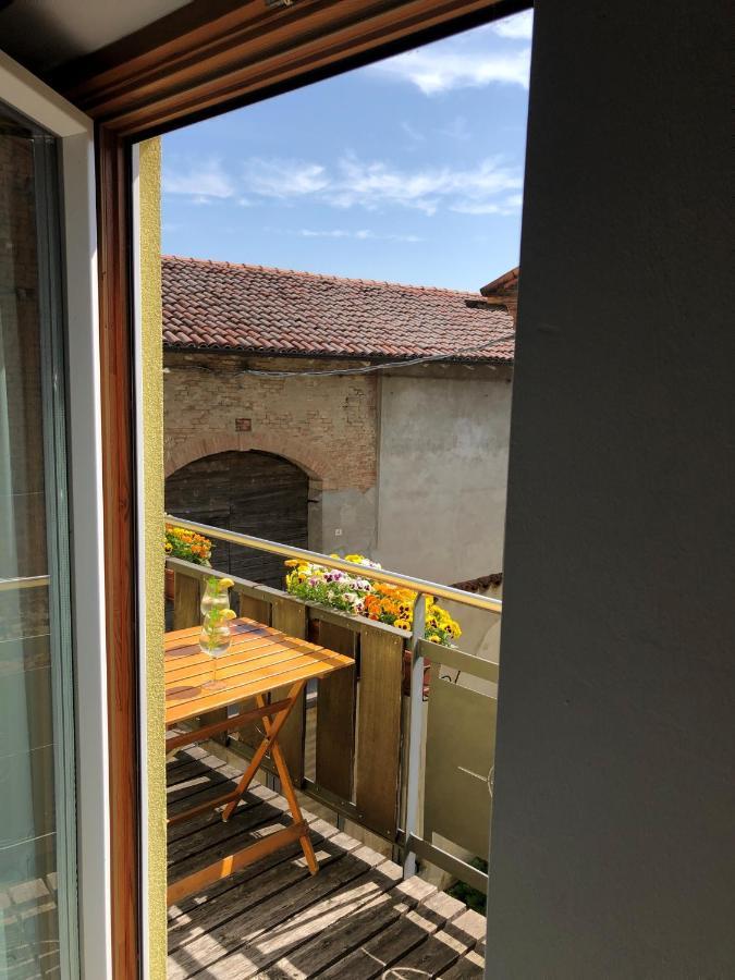 Appartamento Incantevole Con Parcheggio Privato Casteldidone Exterior foto